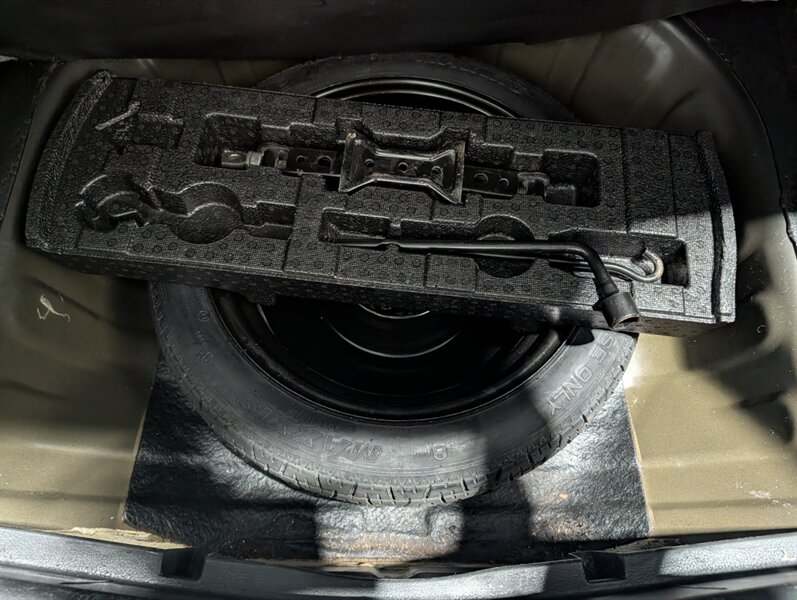 2016 Nissan Altima 2.5 SV - Photo 36 - Calgary, AB T2B 2Y9