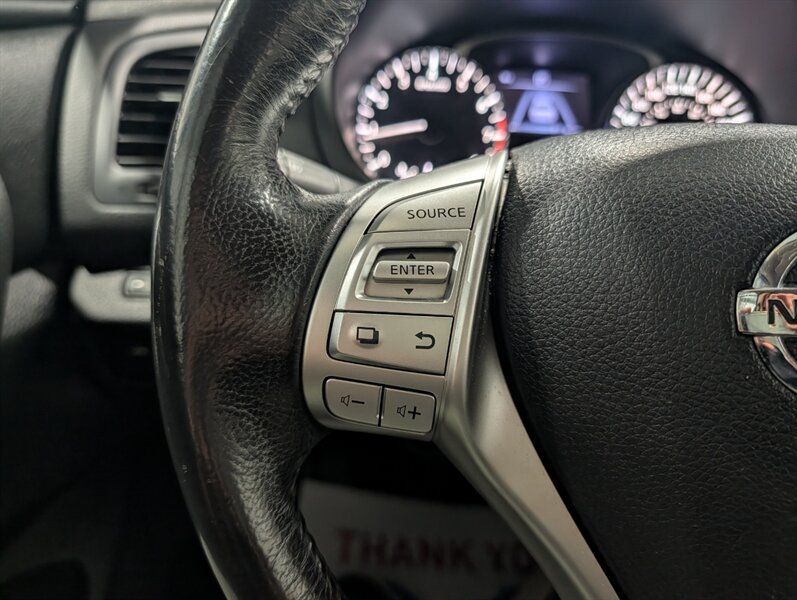 2016 Nissan Altima 2.5 SV - Photo 22 - Calgary, AB T2B 2Y9