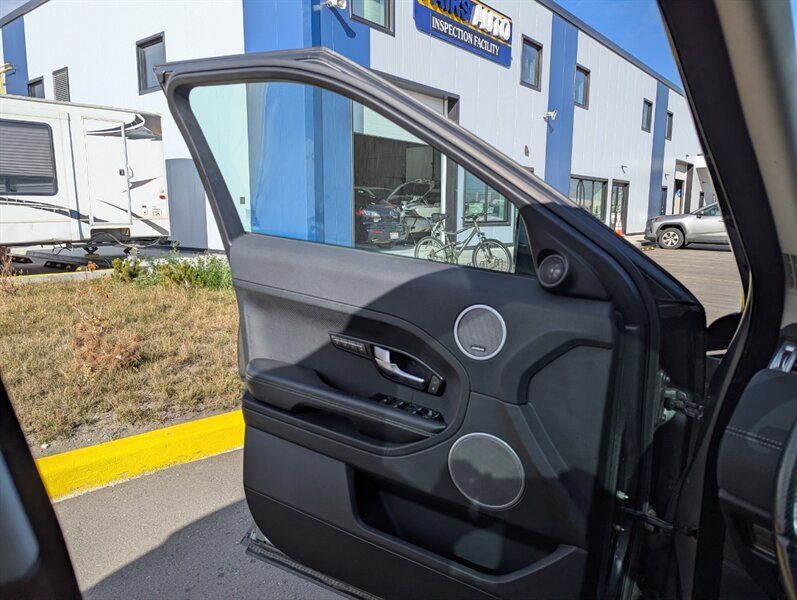 2015 Land Rover Range Rover Evoque Dynamic - Photo 16 - Calgary, AB T2B 2Y9
