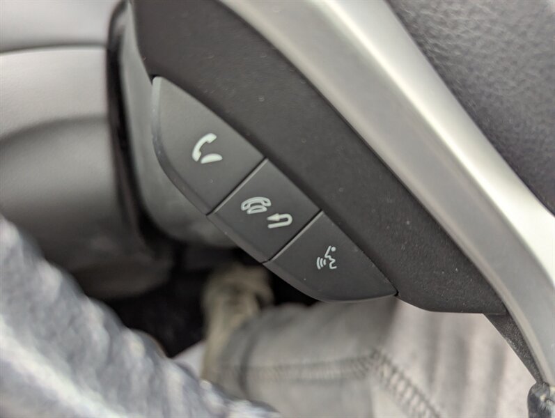 2013 Honda Civic Touring - Photo 23 - Calgary, AB T2B 2Y9