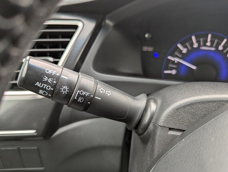 2013 Honda Civic Touring - Photo 19 - Calgary, AB T2B 2Y9