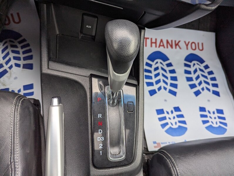 2013 Honda Civic Touring - Photo 28 - Calgary, AB T2B 2Y9