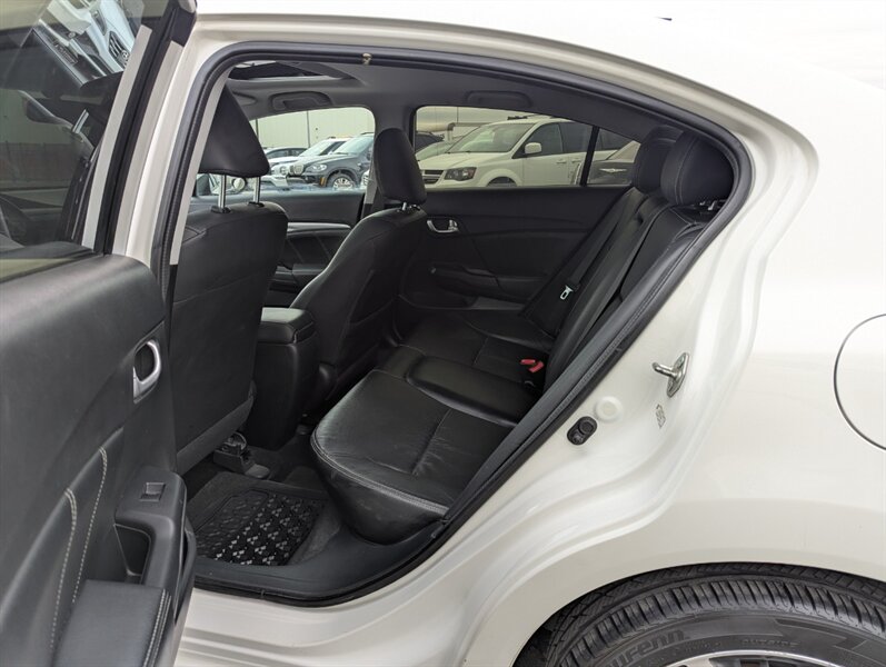 2013 Honda Civic Touring - Photo 32 - Calgary, AB T2B 2Y9