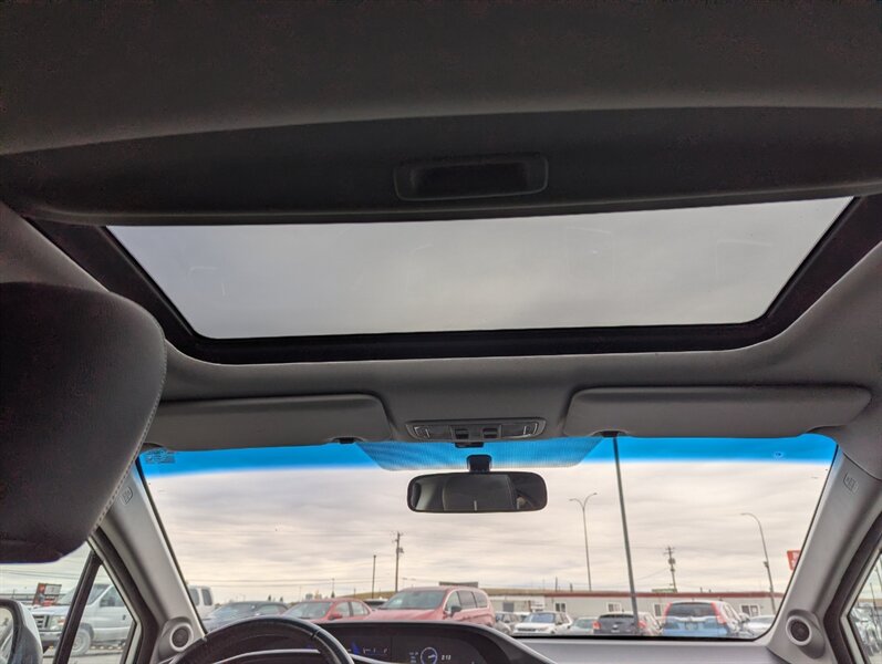 2013 Honda Civic Touring - Photo 36 - Calgary, AB T2B 2Y9