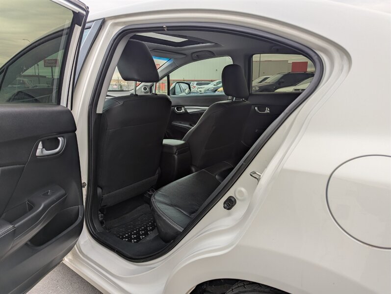 2013 Honda Civic Touring - Photo 31 - Calgary, AB T2B 2Y9
