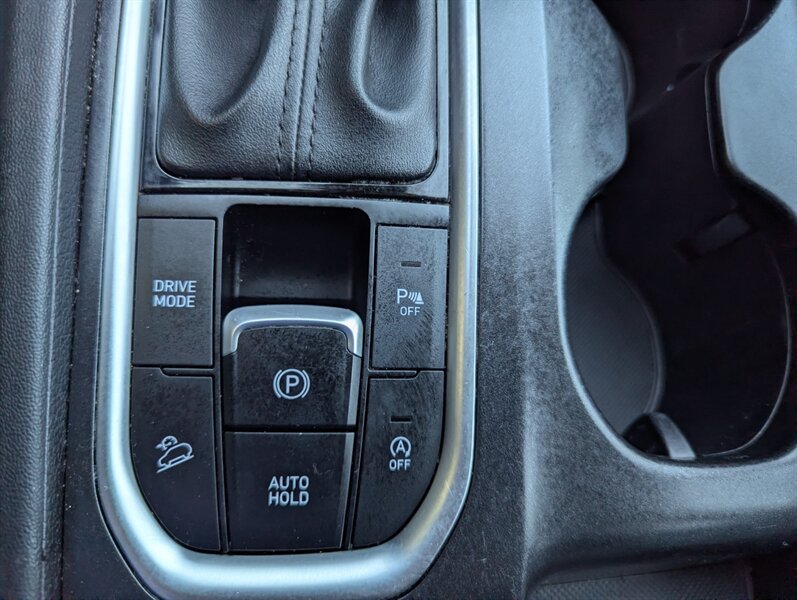 2019 Hyundai SANTA FE Preferred 2.0T - Photo 28 - Calgary, AB T2B 2Y9