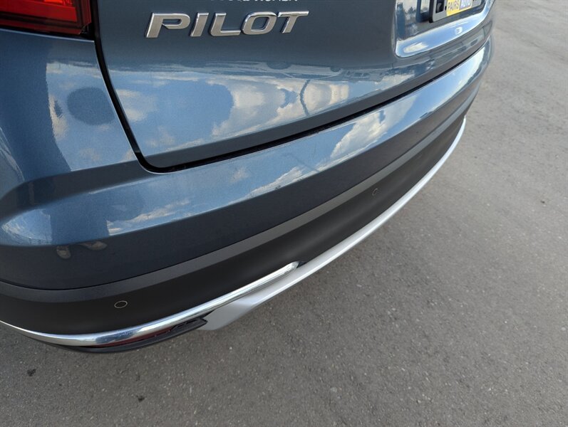 2020 Honda Pilot Touring w/Rear Captain's - Photo 44 - Calgary, AB T2B 2Y9