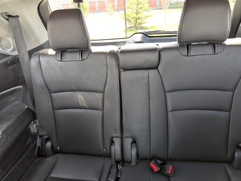 2020 Honda Pilot Touring w/Rear Captain's - Photo 37 - Calgary, AB T2B 2Y9