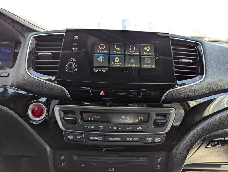 2020 Honda Pilot Touring w/Rear Captain's - Photo 23 - Calgary, AB T2B 2Y9