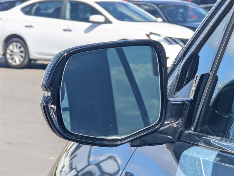 2020 Honda Pilot Touring w/Rear Captain's - Photo 43 - Calgary, AB T2B 2Y9