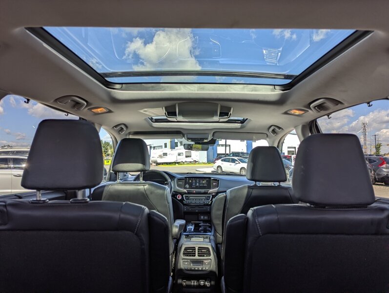 2020 Honda Pilot Touring w/Rear Captain's - Photo 42 - Calgary, AB T2B 2Y9