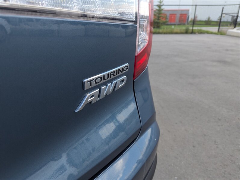 2020 Honda Pilot Touring w/Rear Captain's - Photo 46 - Calgary, AB T2B 2Y9