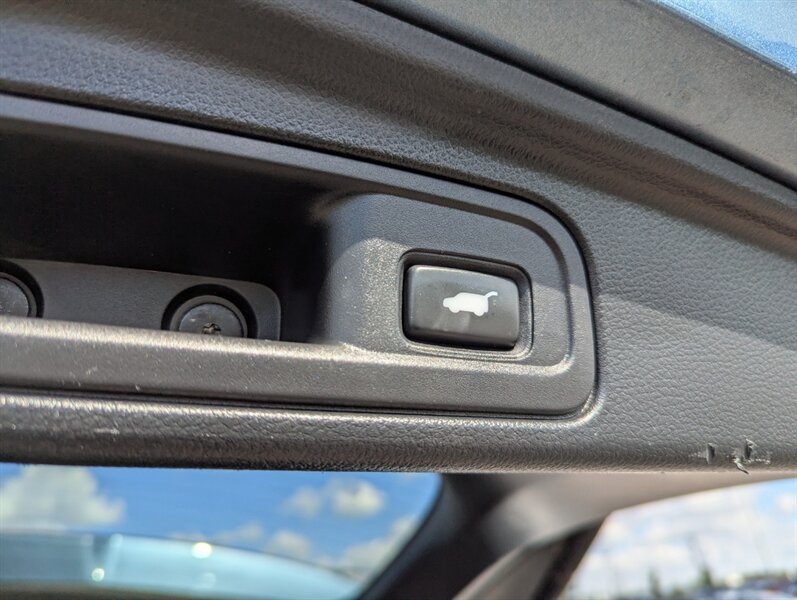 2020 Honda Pilot Touring w/Rear Captain's - Photo 41 - Calgary, AB T2B 2Y9