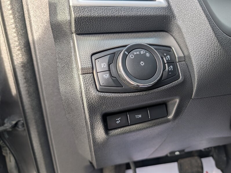 2015 Ford Explorer Sport - Photo 27 - Calgary, AB T2B 2Y9