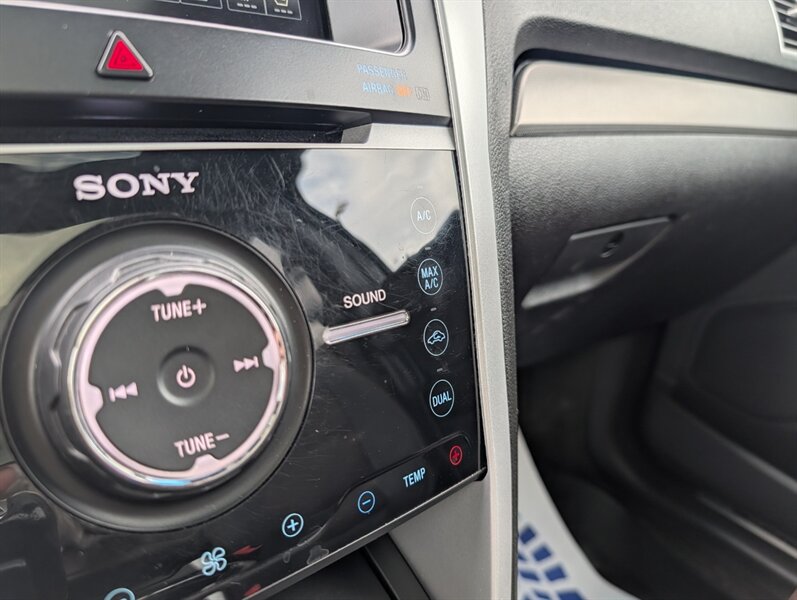 2015 Ford Explorer Sport - Photo 23 - Calgary, AB T2B 2Y9