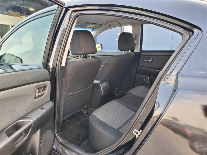 2007 Mazda Mazda3 GS - Photo 25 - Calgary, AB T2B 2Y9