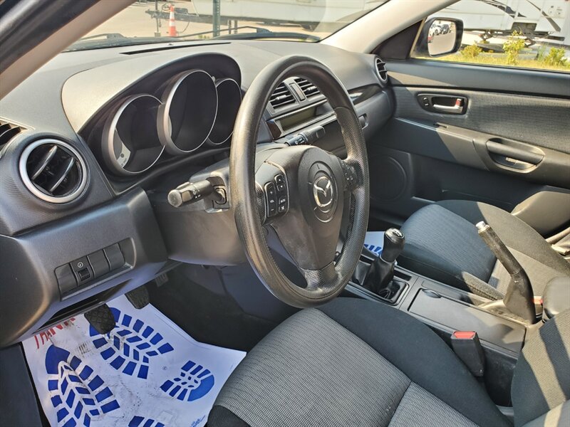 2007 Mazda Mazda3 GS - Photo 12 - Calgary, AB T2B 2Y9
