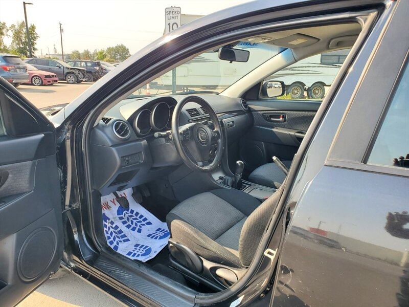 2007 Mazda Mazda3 GS - Photo 8 - Calgary, AB T2B 2Y9