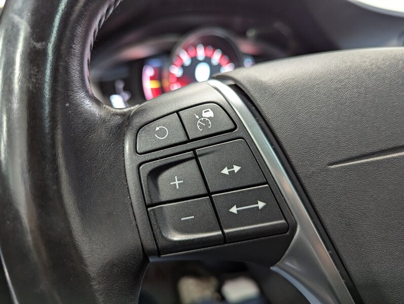 2016 Volvo S60 Cross Country T5 Platinum - Photo 18 - Calgary, AB T2B 2Y9