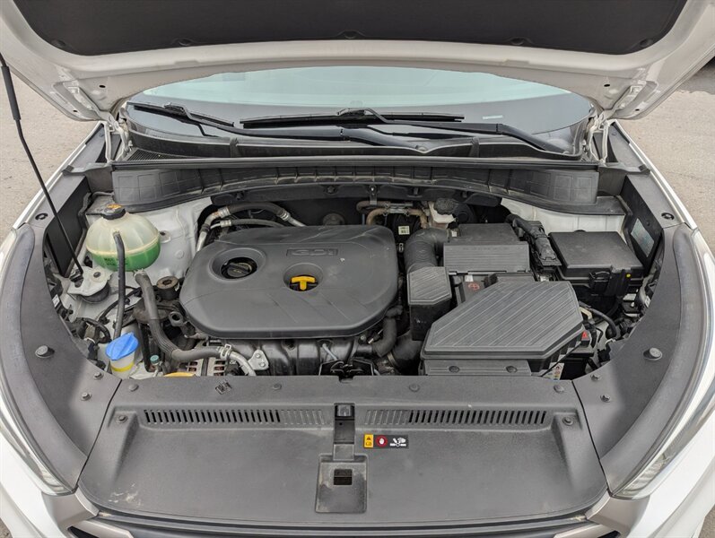 2016 Hyundai TUCSON 2.0L Luxury - Photo 51 - Calgary, AB T2B 2Y9
