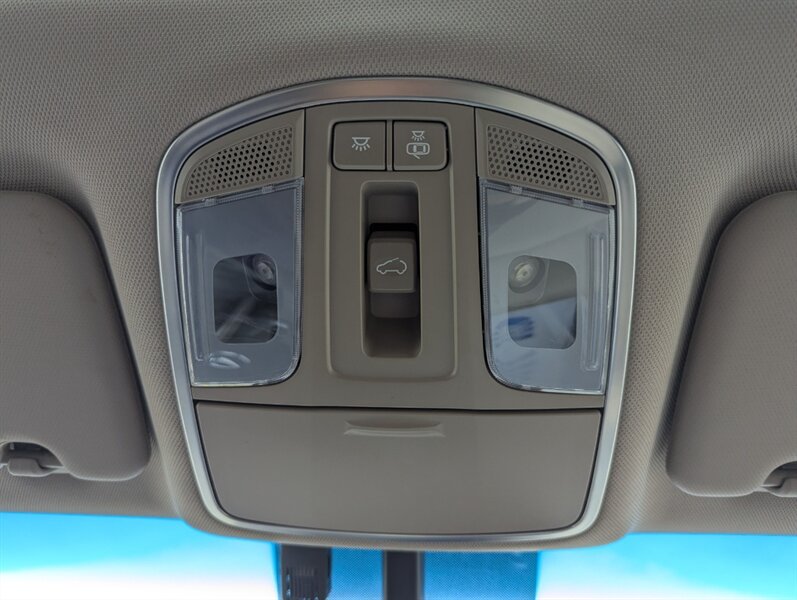 2016 Hyundai TUCSON 2.0L Luxury - Photo 28 - Calgary, AB T2B 2Y9