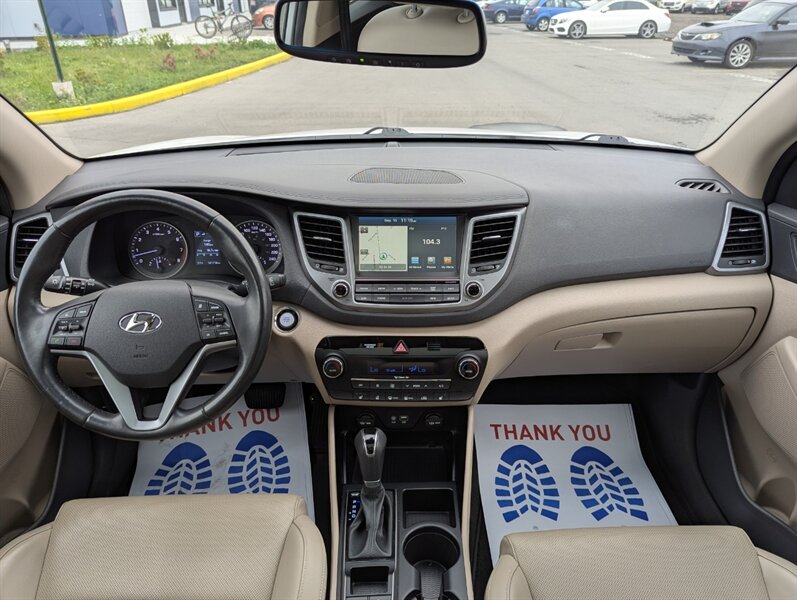 2016 Hyundai TUCSON 2.0L Luxury - Photo 36 - Calgary, AB T2B 2Y9