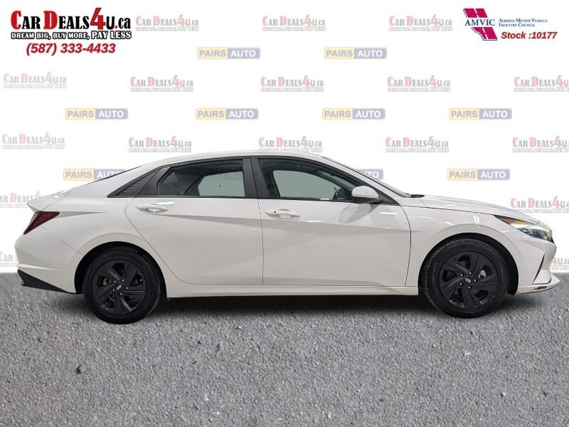 2022 Hyundai ELANTRA Preferred - Photo 4 - Calgary, AB T2B 2Y9