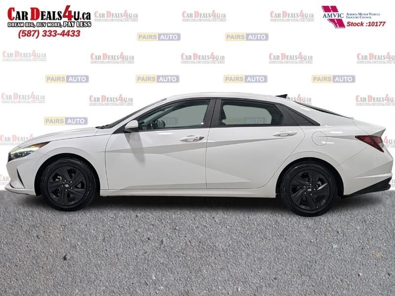 2022 Hyundai ELANTRA Preferred - Photo 2 - Calgary, AB T2B 2Y9