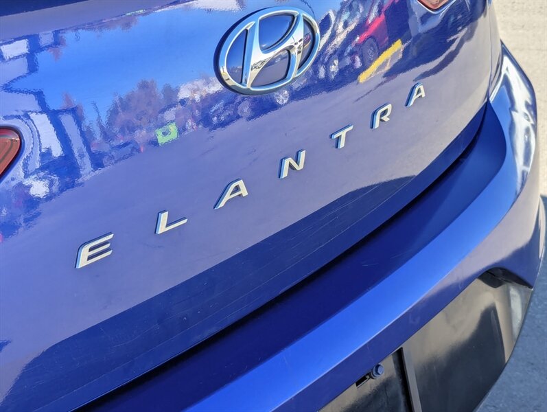 2019 Hyundai ELANTRA SE - Photo 39 - Calgary, AB T2B 2Y9