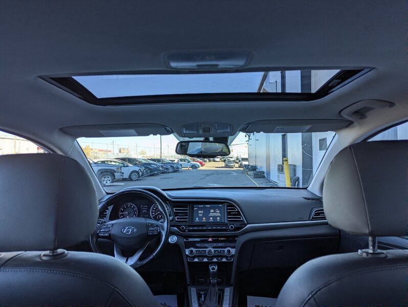 2019 Hyundai ELANTRA SE - Photo 32 - Calgary, AB T2B 2Y9