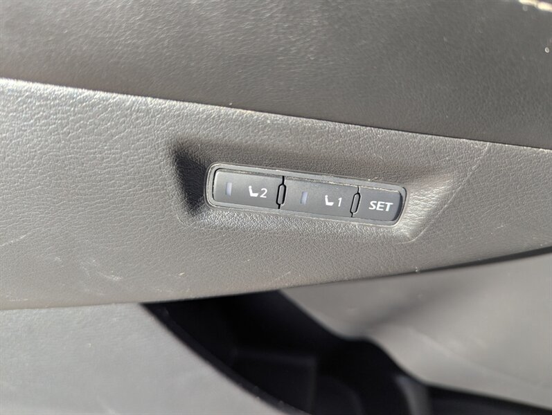 2016 Nissan Murano S - Photo 27 - Calgary, AB T2B 2Y9