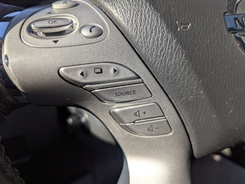 2016 Nissan Murano S - Photo 18 - Calgary, AB T2B 2Y9