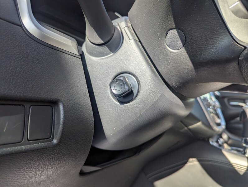 2016 Nissan Murano S - Photo 15 - Calgary, AB T2B 2Y9