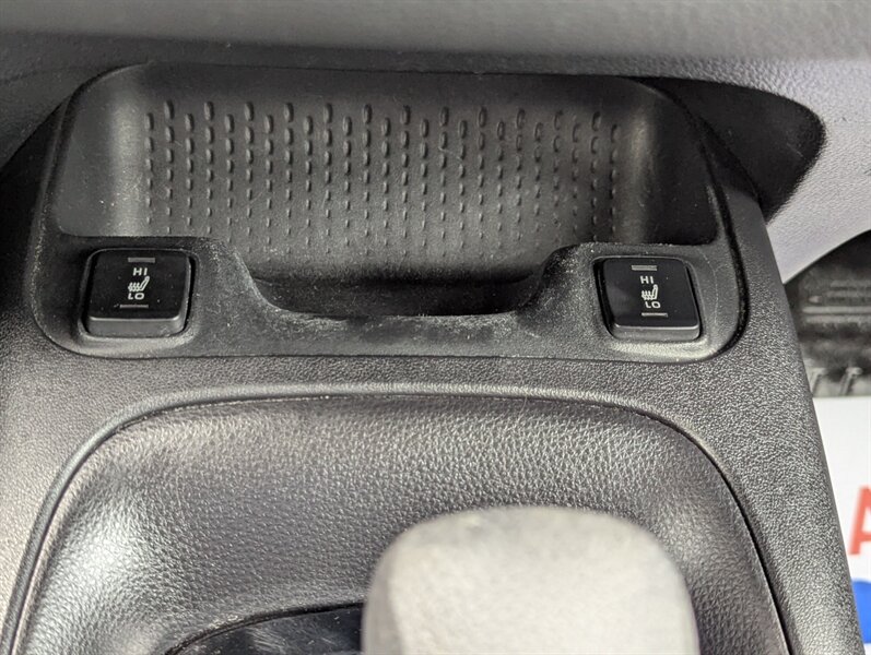 2021 Toyota Corolla LE - Photo 22 - Calgary, AB T2B 2Y9