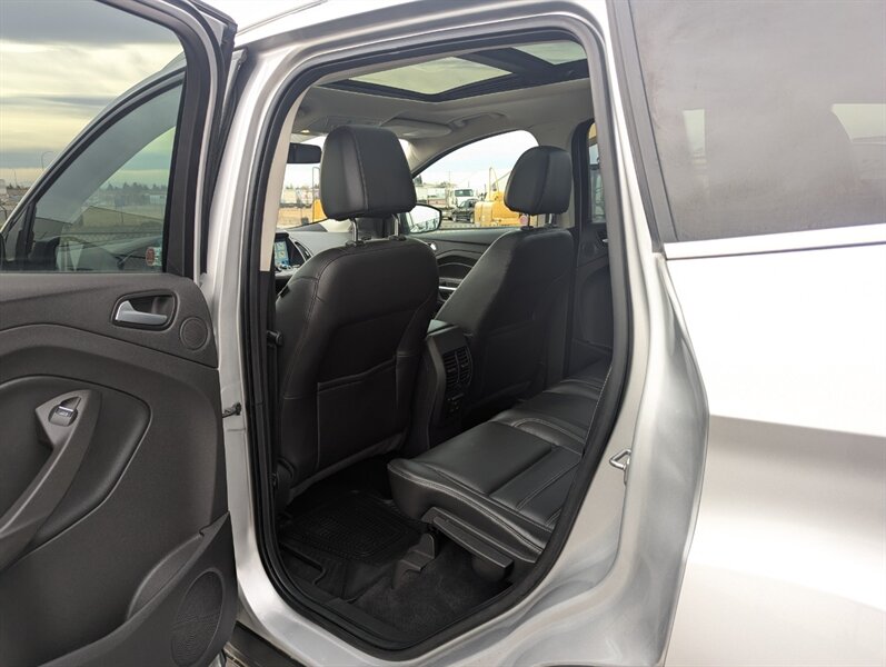 2017 Ford Escape Titanium   - Photo 29 - Calgary, AB T2B 2Y9