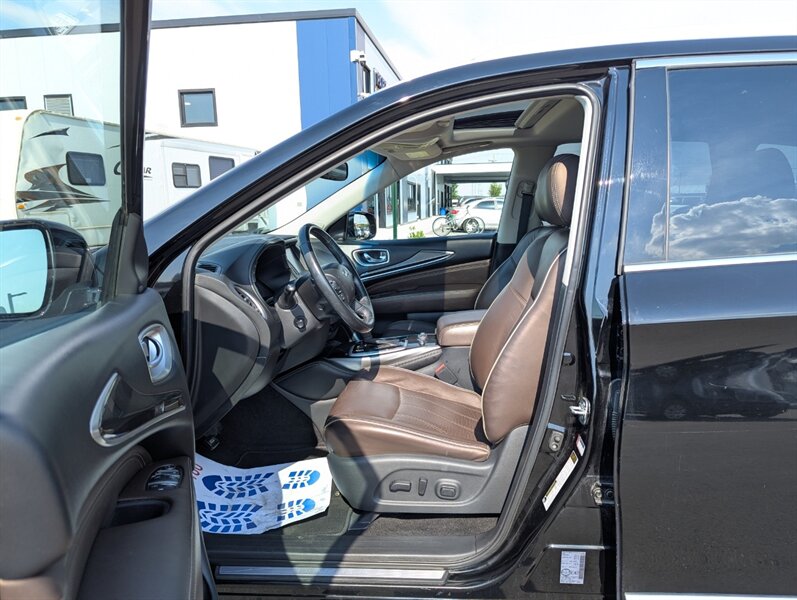 2019 INFINITI QX60 Pure - Photo 9 - Calgary, AB T2B 2Y9