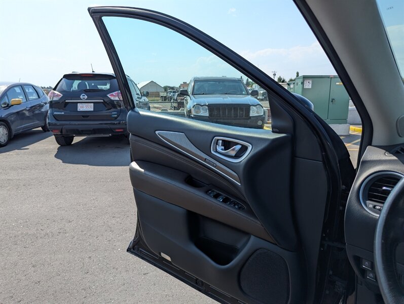 2019 INFINITI QX60 Pure - Photo 16 - Calgary, AB T2B 2Y9
