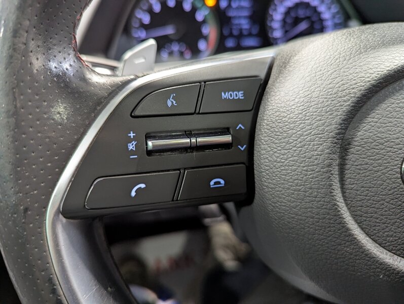 2021 Hyundai SONATA SEL Plus - Photo 16 - Calgary, AB T2B 2Y9