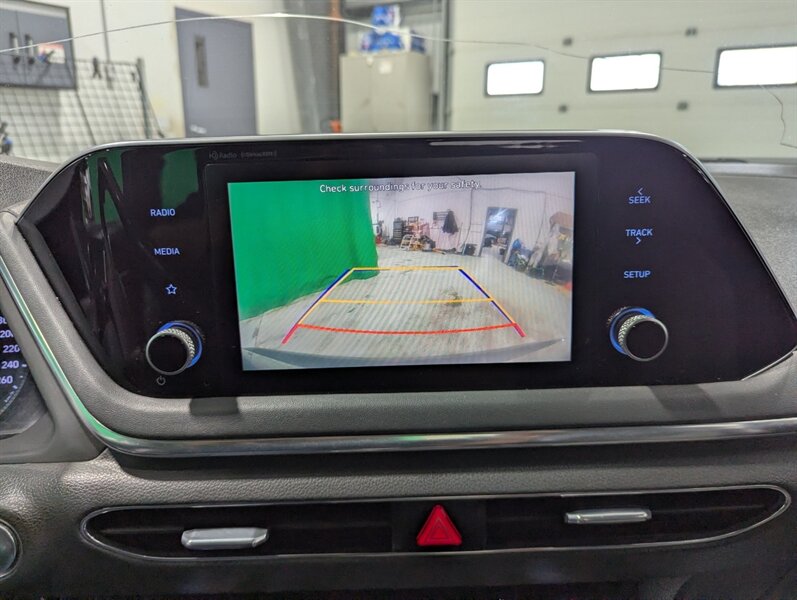 2021 Hyundai SONATA SEL Plus - Photo 21 - Calgary, AB T2B 2Y9