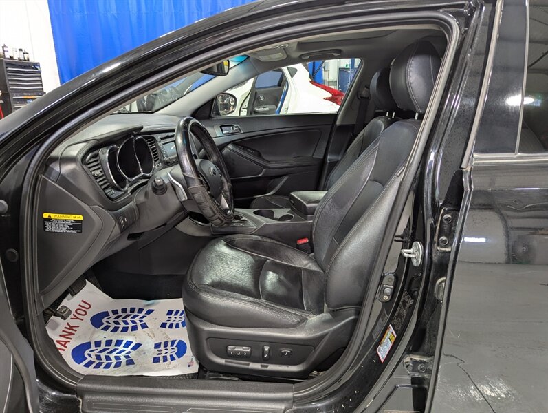 2013 Kia Optima EX Turbo - Photo 8 - Calgary, AB T2B 2Y9