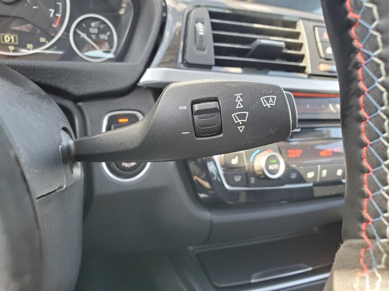 2013 BMW 328i xDrive - Photo 20 - Calgary, AB T2B 2Y9