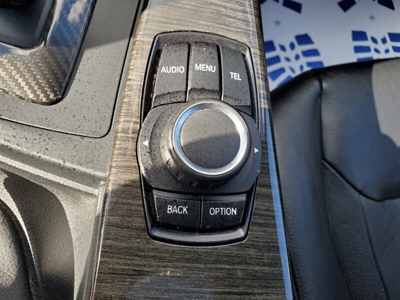 2013 BMW 328i xDrive - Photo 27 - Calgary, AB T2B 2Y9