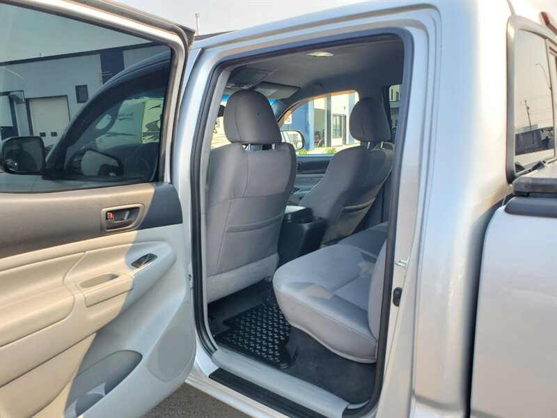 2012 Toyota Tacoma V6 - Photo 27 - Calgary, AB T2B 2Y9