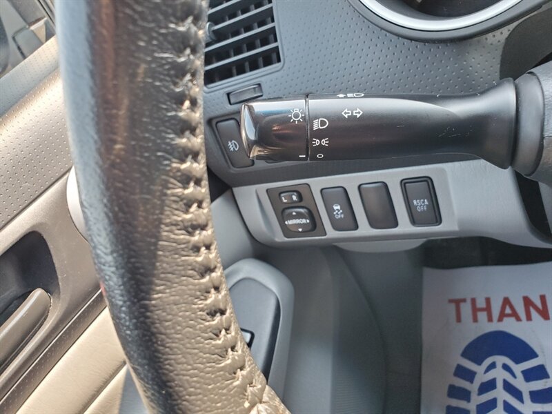 2012 Toyota Tacoma V6 - Photo 19 - Calgary, AB T2B 2Y9