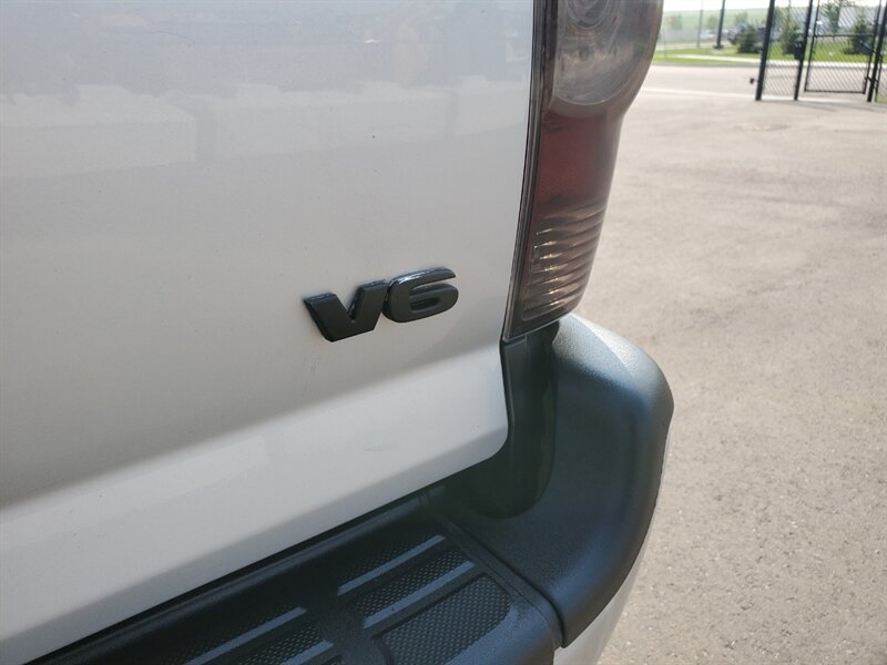 2012 Toyota Tacoma V6 - Photo 37 - Calgary, AB T2B 2Y9