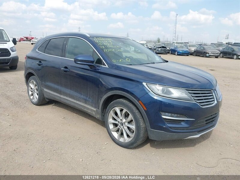 2015 Lincoln MKC - Photo 2 - Calgary, AB T2B 2Y9