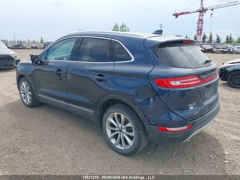 2015 Lincoln MKC - Photo 3 - Calgary, AB T2B 2Y9