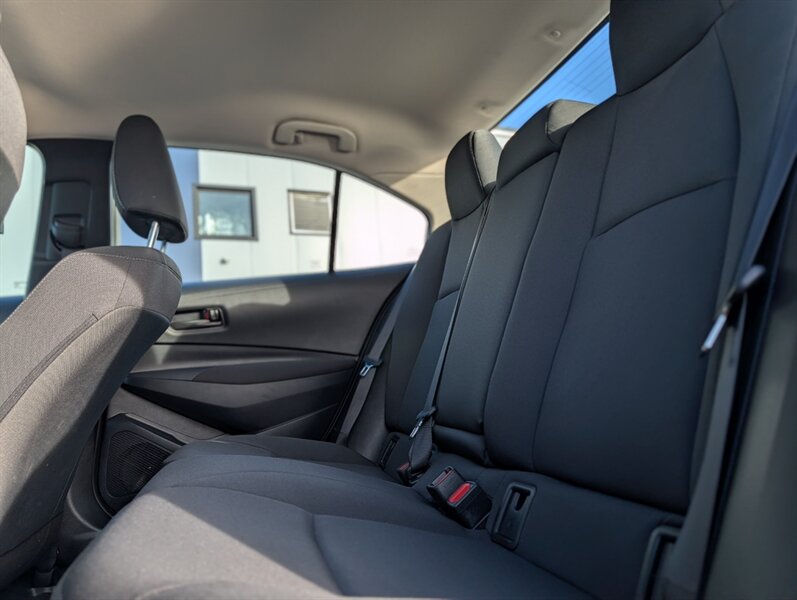 2024 Toyota Corolla LE - Photo 12 - Calgary, AB T2B 2Y9