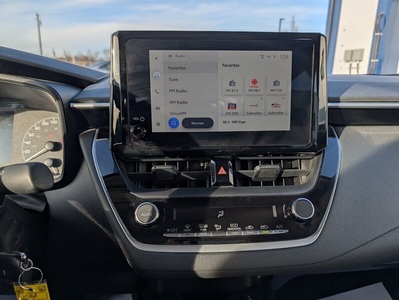 2024 Toyota Corolla LE - Photo 24 - Calgary, AB T2B 2Y9