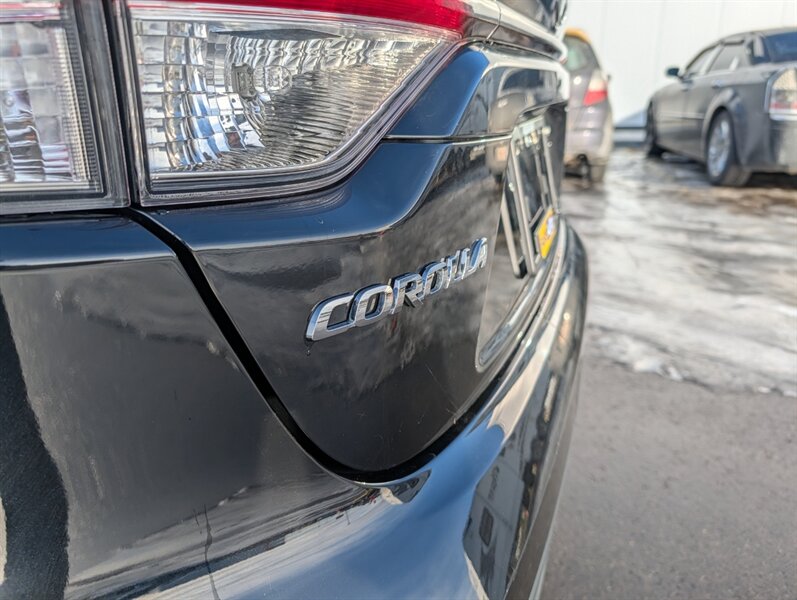 2024 Toyota Corolla LE - Photo 36 - Calgary, AB T2B 2Y9
